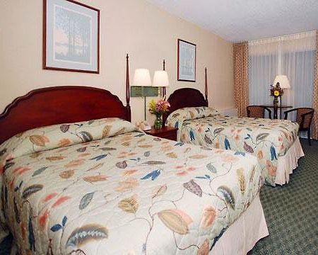 Econo Lodge Inn & Suites Augusta Szoba fotó